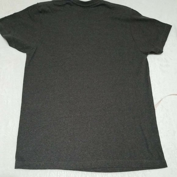 Marvel Comics Deadpool Secret Wars Action Figure T-Shirt Medium NWOT - Picture 4 of 4